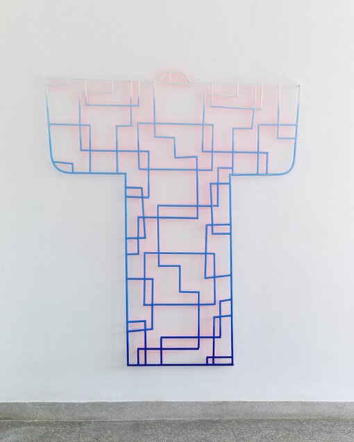 Outside the box. Grids, Cartons and Folded Flats