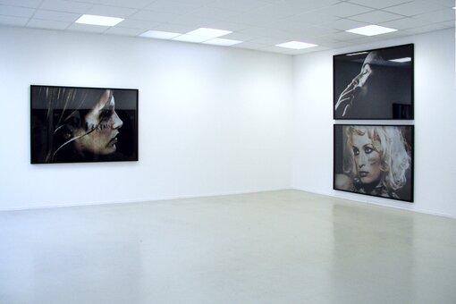 Does Time Dance with Memories