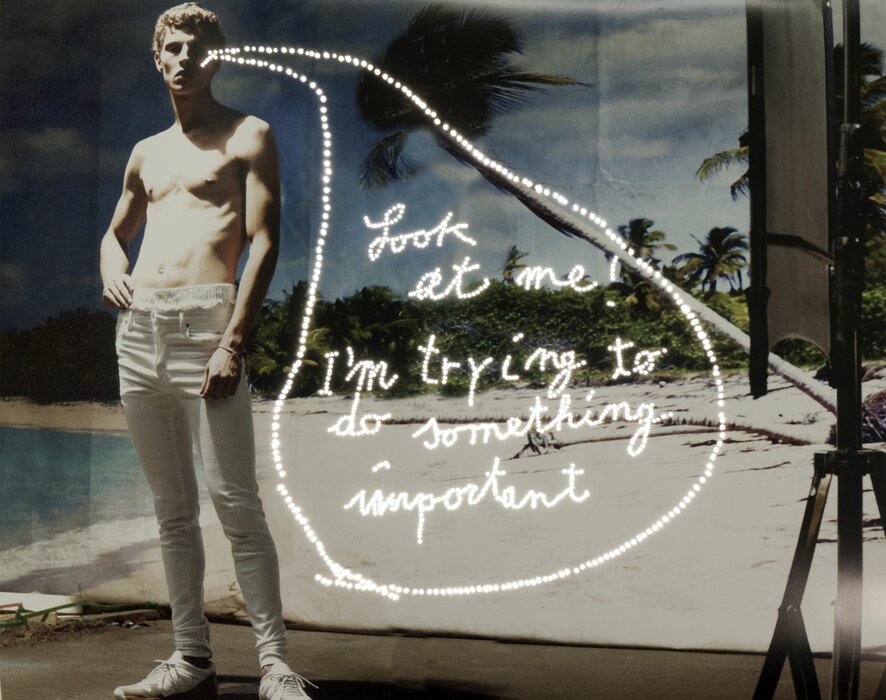 Look at me I am trying to do something important