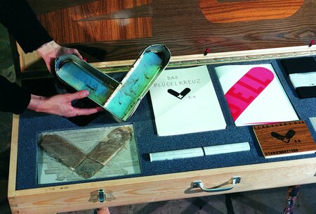 Das Flügelkreuz – Koffer