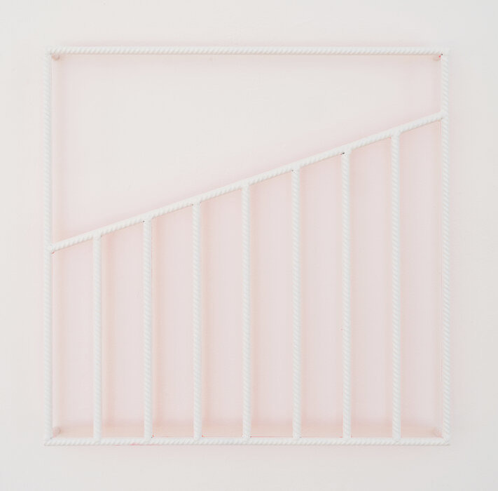 Empty Grid 38