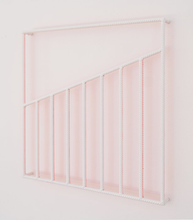 Empty Grid 38