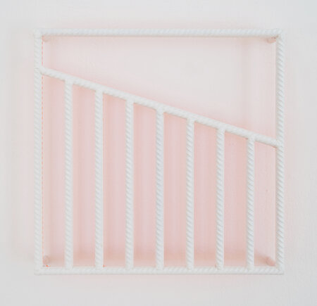 Empty Grid 39