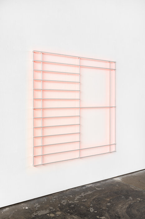 Empty Grid 33