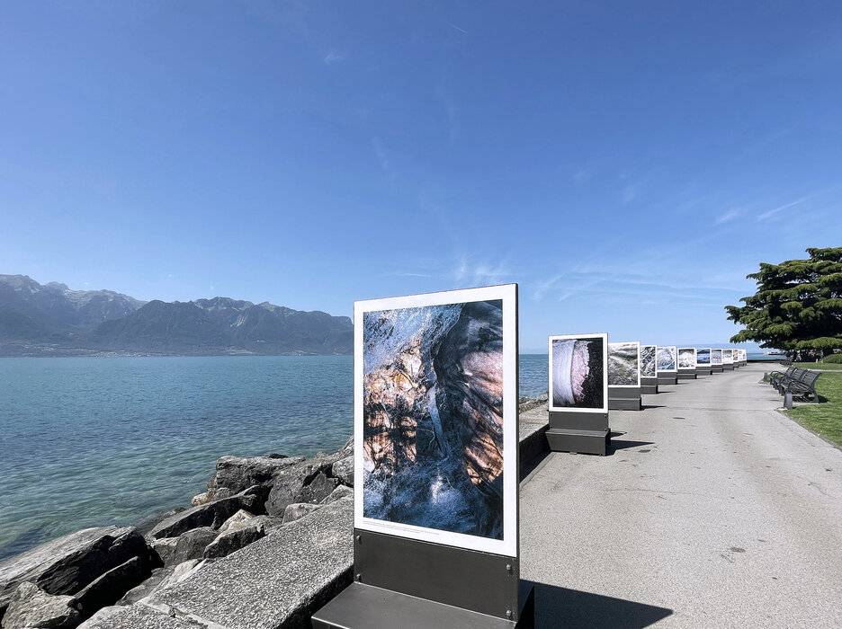 GLACIERS UNDER COVER . A STORY OF PRESERVATION