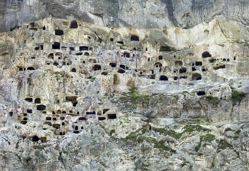 Kleine Gesellschaft für Grotten und Höhlen. TEIL III, KONTINENT DES UNBEWUSSTEN